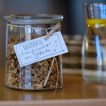 Almenland Aparthotel 3*