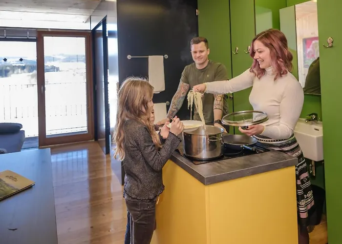 Almenland Aparthotel 3*